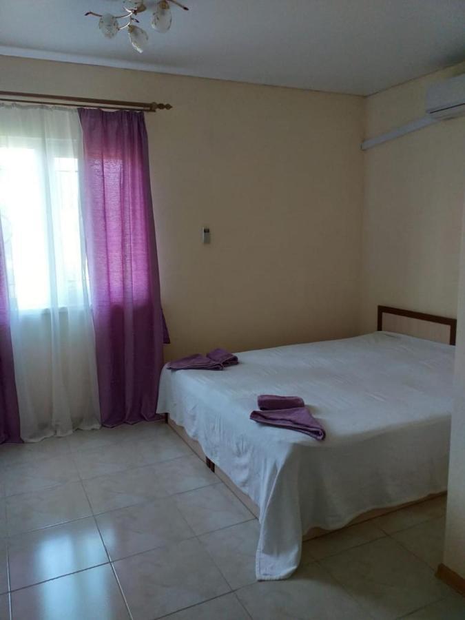 גודאותה Solnechny Bereg Guest House מראה חיצוני תמונה
