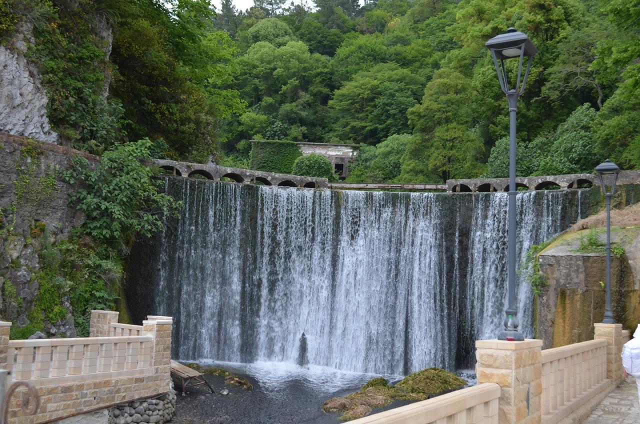 גודאותה Solnechny Bereg Guest House מראה חיצוני תמונה