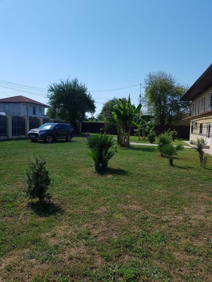 גודאותה Solnechny Bereg Guest House מראה חיצוני תמונה